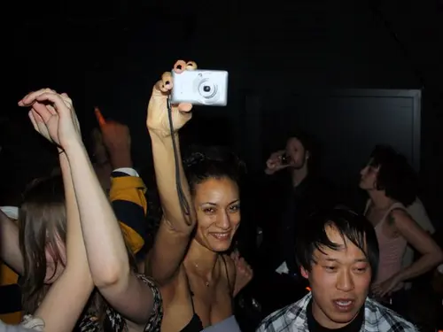 Photo 5 de Clubbing & Bar Tausend (2010)