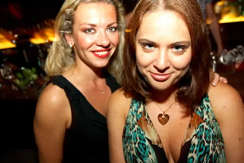 Photo 37 de Clubbing & Bar Tausend (2010) – Personnes