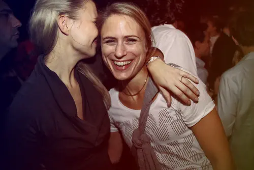Photo 66 de Clubbing & Bar Tausend (2010) – Personnes