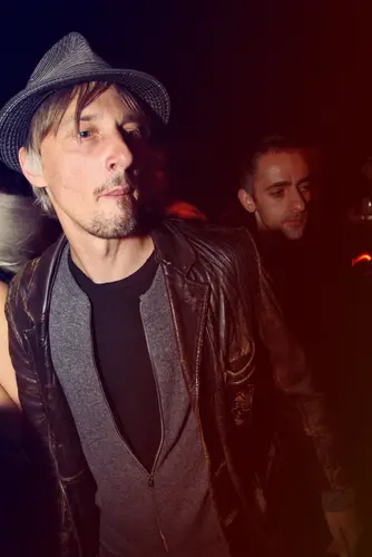 Photo 84 de Clubbing & Bar Tausend (2010) – Personnes
