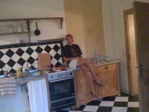 Photo 9 de À la maison (2008–2010)
