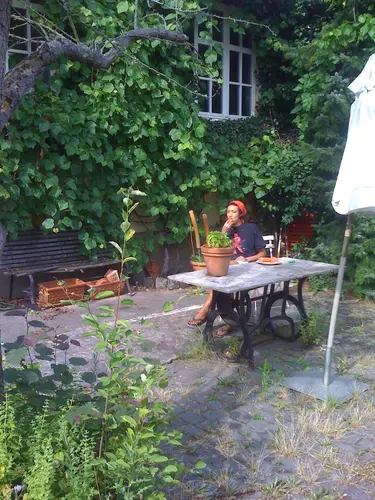 Photo 12 de À la maison (2008–2010)