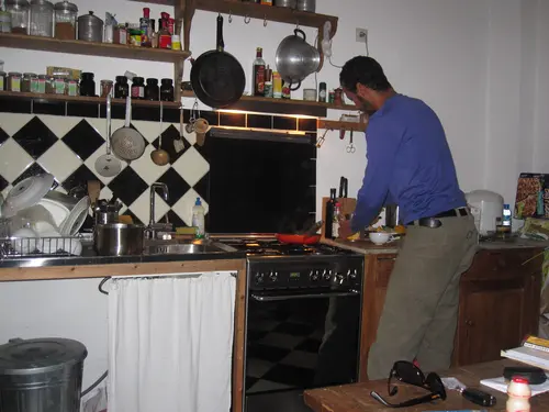 Photo 31 de À la maison (2008–2010)