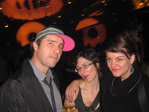 Photo 124 de Clubbing & Bar Tausend (2010) – Personnes
