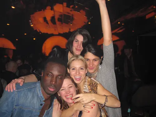 Photo 136 de Clubbing & Bar Tausend (2010) – Personnes