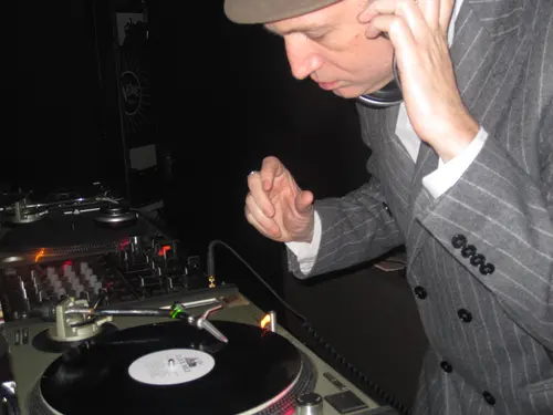 Photo 141 de Clubbing & Bar Tausend (2010) – Personnes