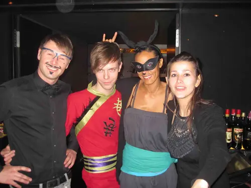 Photo 92 de Clubbing & Bar Tausend (2010)
