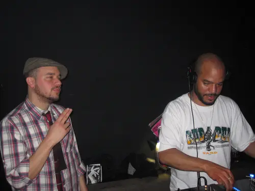 Photo 176 de Clubbing & Bar Tausend (2010) – Personnes