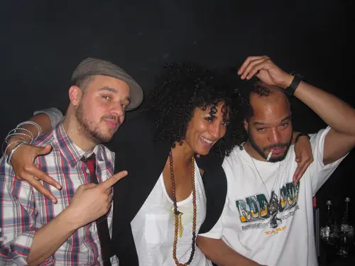 Photo 117 de Clubbing & Bar Tausend (2010)