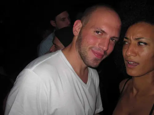 Photo 143 de Clubbing & Bar Tausend (2010)
